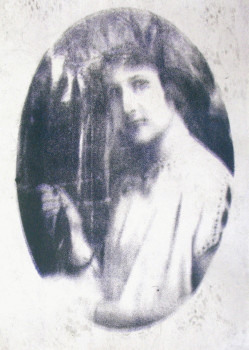 PF Entrückt Ausstellung Portrait