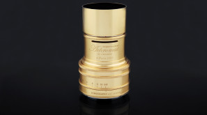 PF_Lomography Daguerreotype Achromat 2,9 - 64 Art Lens_brass_top_black background