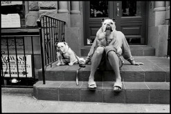 Leica © Elliott Erwitt_MAGNUM Photos USA_New York City