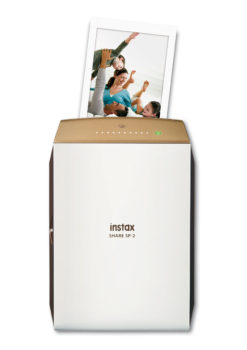bild-1_fujifilm-instax-share-sp-2-gold-mit-bild_highres