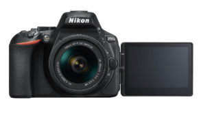 pf_d5600_afp_18_55_vr_lcd_1