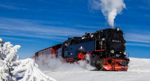pf-juen-huettel_train-on-brocken