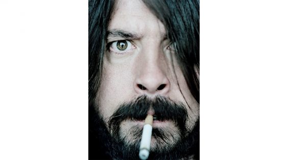 „All Eyes on Me“