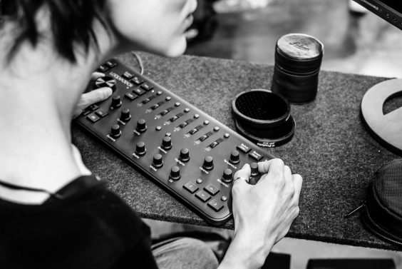 Loupedeck+ integriert Camera Raw