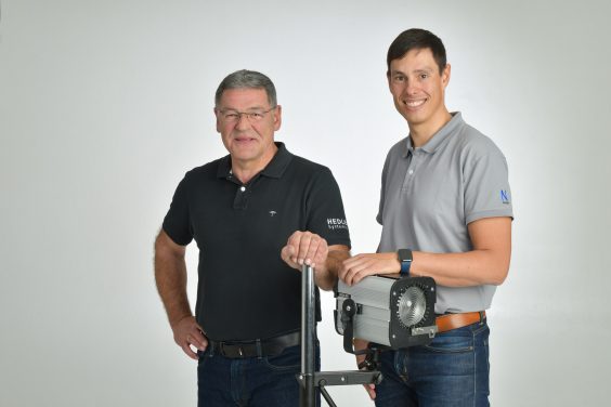 Novoflex übernimmt Hedler