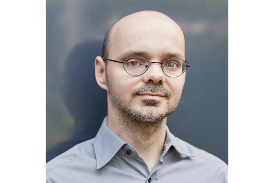 Laion droht Kneschke