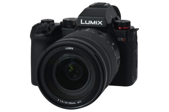 Panasonic Lumix S5II