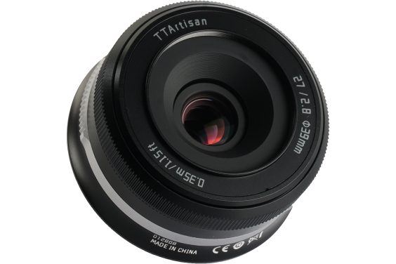 AF 27mm f/2,8 für Nikon Z und Sony E