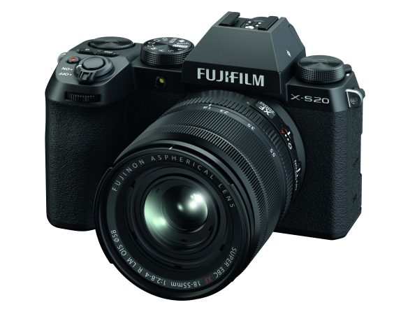 Fujifilm X-S20