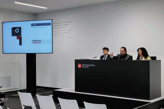 Leica MP2 black paint für 1.560.000 Euro versteigert