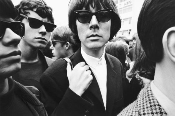 Astonish me! –  Fotografie aus der Sammlung Koetzle