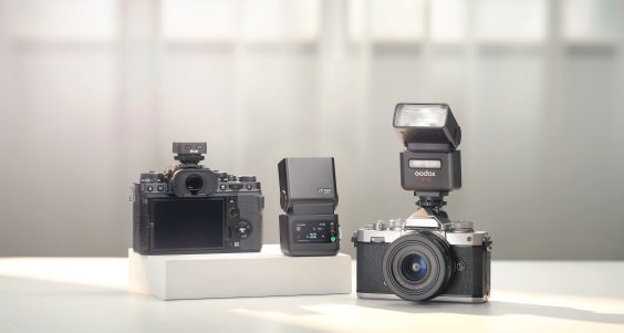 iT32_3840x2048_1 Modulares Blitzsystem