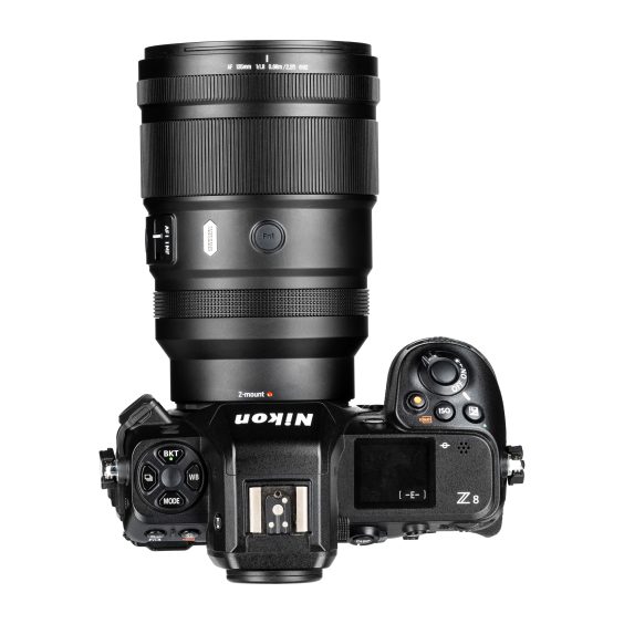 AF 135mm f/1.8 MAX