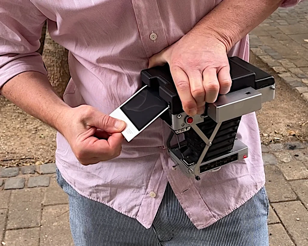 Integralfilm in klassischen Polaroid-Kameras